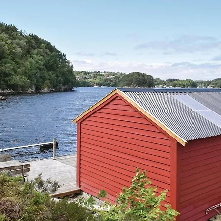 Amazing In Storeb With 5 Bedrooms And Wifi Holiday home