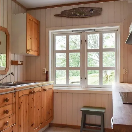 Holiday home Amazing In Storeb With 5 Bedrooms And Wifi Storabo
